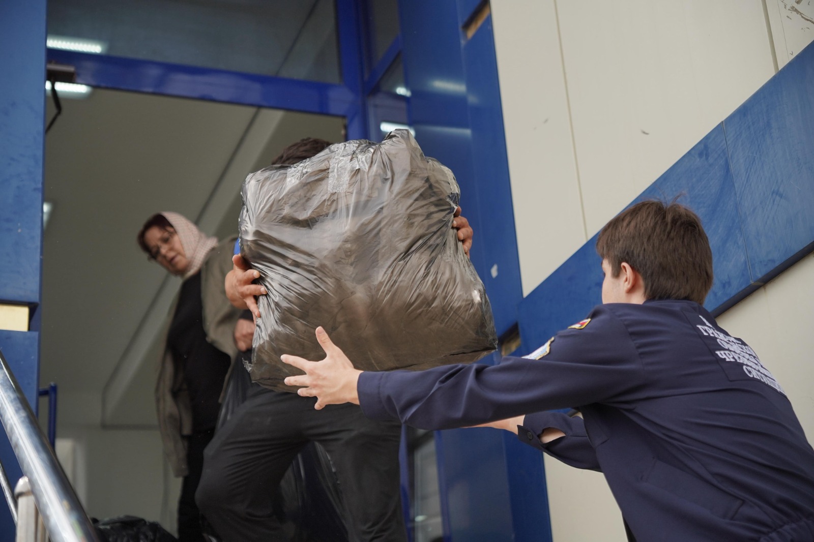 Гуманитарная миссия студентов-спасателей